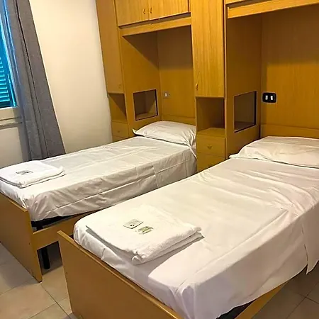 Hotel Aurora *