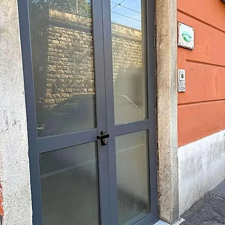 Aurora Hotel *